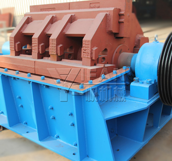 反擊式破碎機構(gòu)造